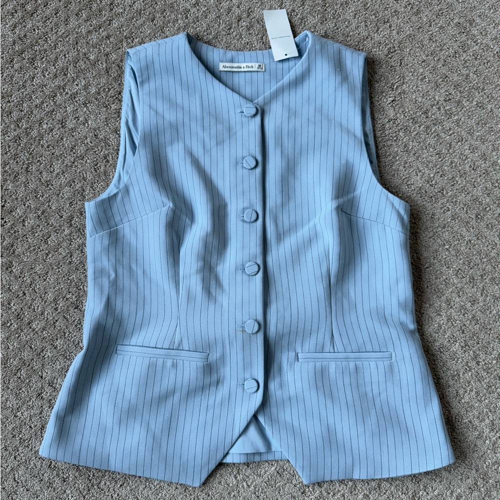 Women’s Abercrombie and Fitch Vest